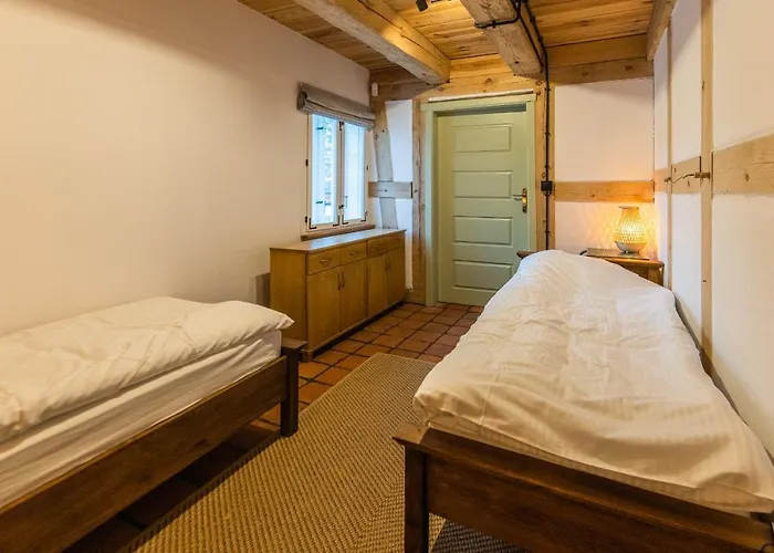 شقة Zagroda Swolowo